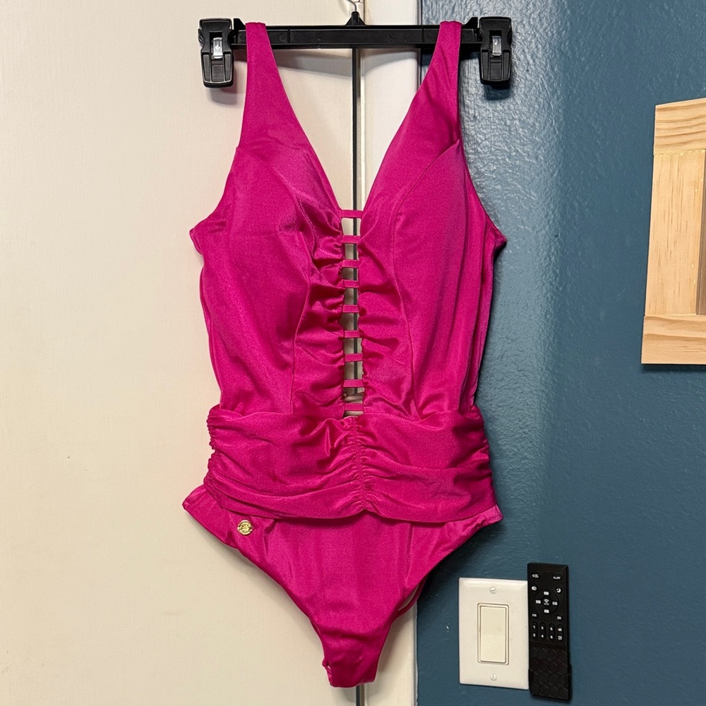Leonisa One Piece sculpting Swimsuit